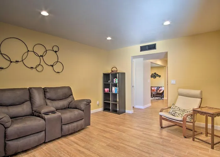 Eastside W/ Pool Near Hiking! *