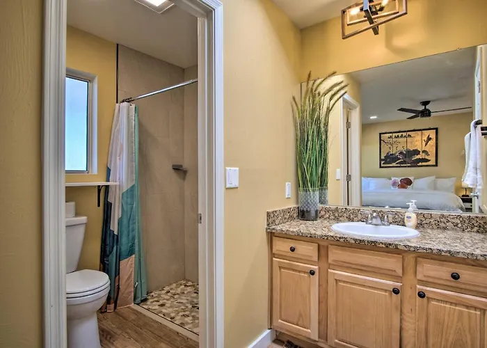 Eastside W/ Pool Near Hiking! * Tucson