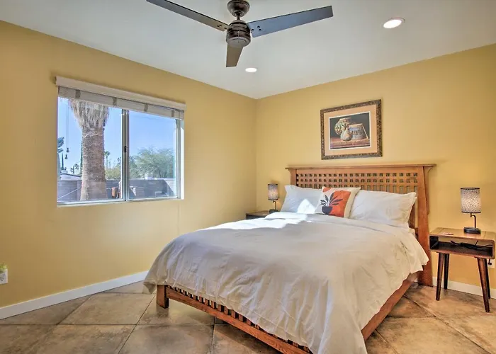 Eastside W/ Pool Near Hiking! *